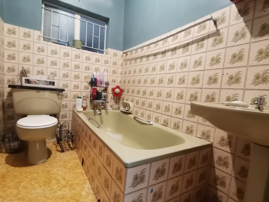 5 Bedroom Property for Sale in Elandsrand North West